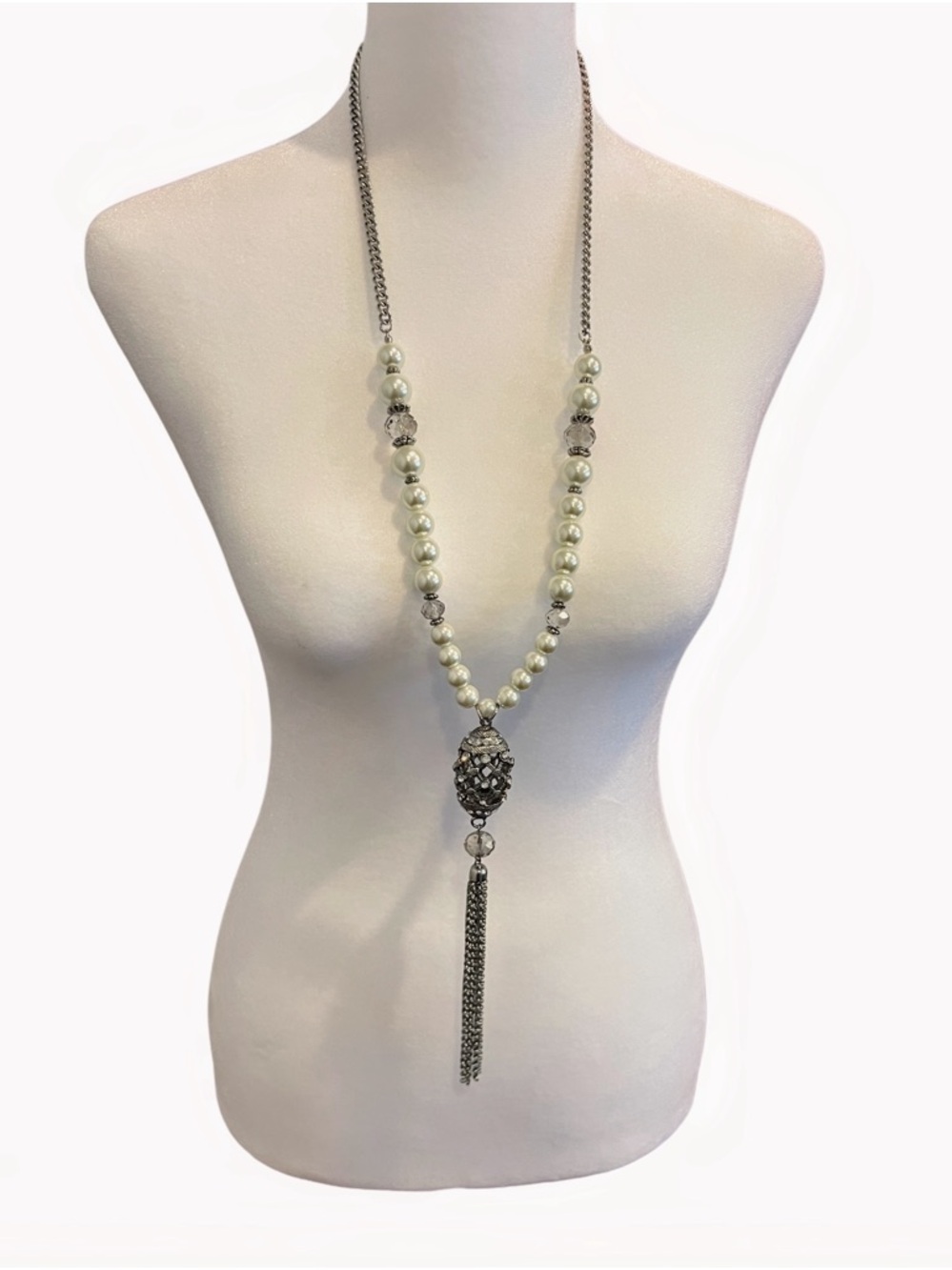 Boutique Cream Pearl Bead Sparkly Necklace with Silver-Tone Tassel Pendant